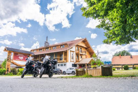 Hotel Gasthof Deixelberger ***