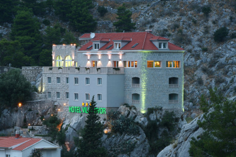 Hotel Villa Dvor***